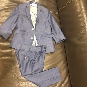 Appaman navy suit in size 2T